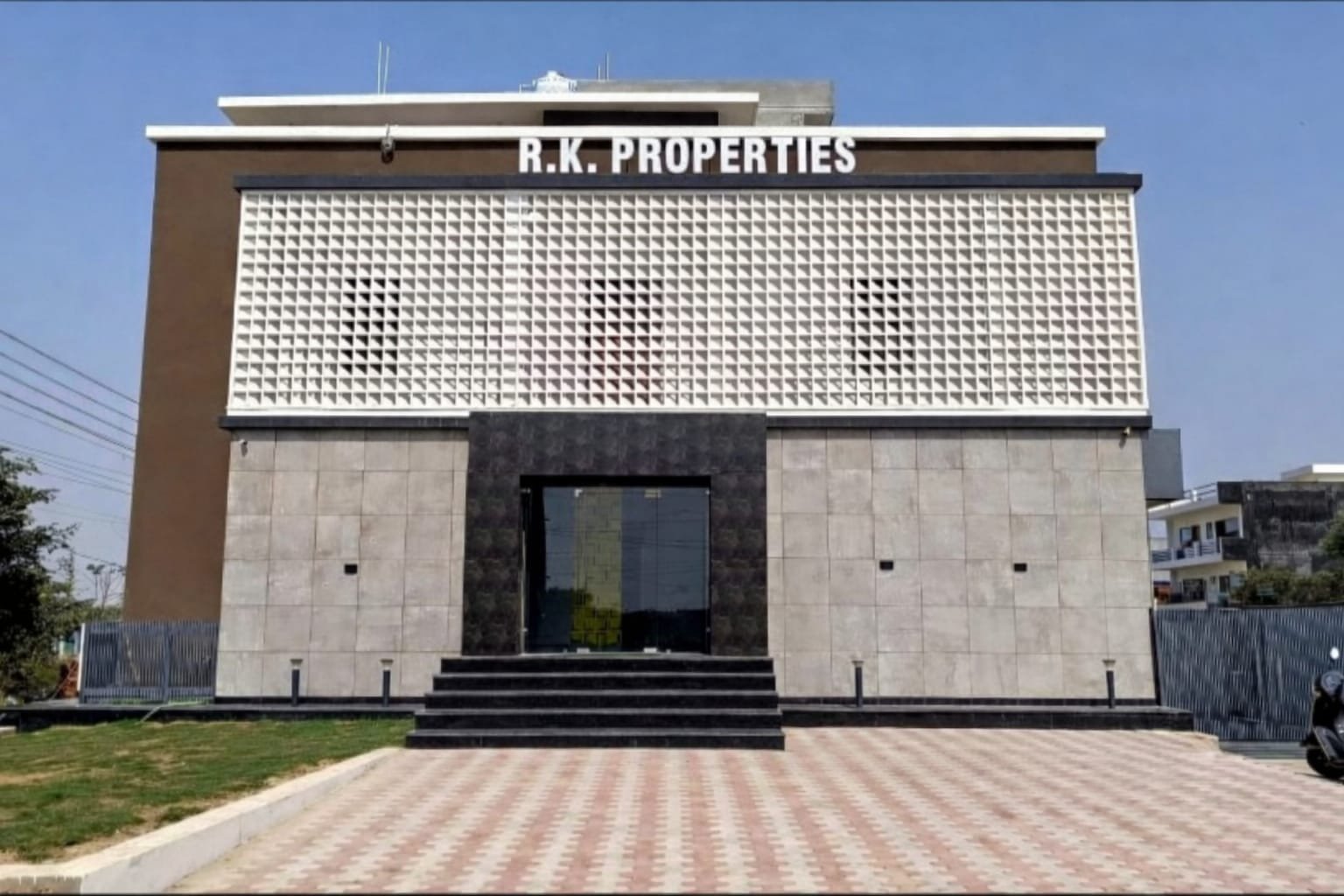 R.K Properties office in Sector 64, Faridabad